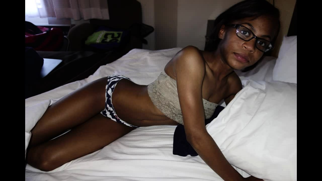 Nerdy Ebony Teen Gets Her Pink Hole Filled With White Meat Video at Porn Lib